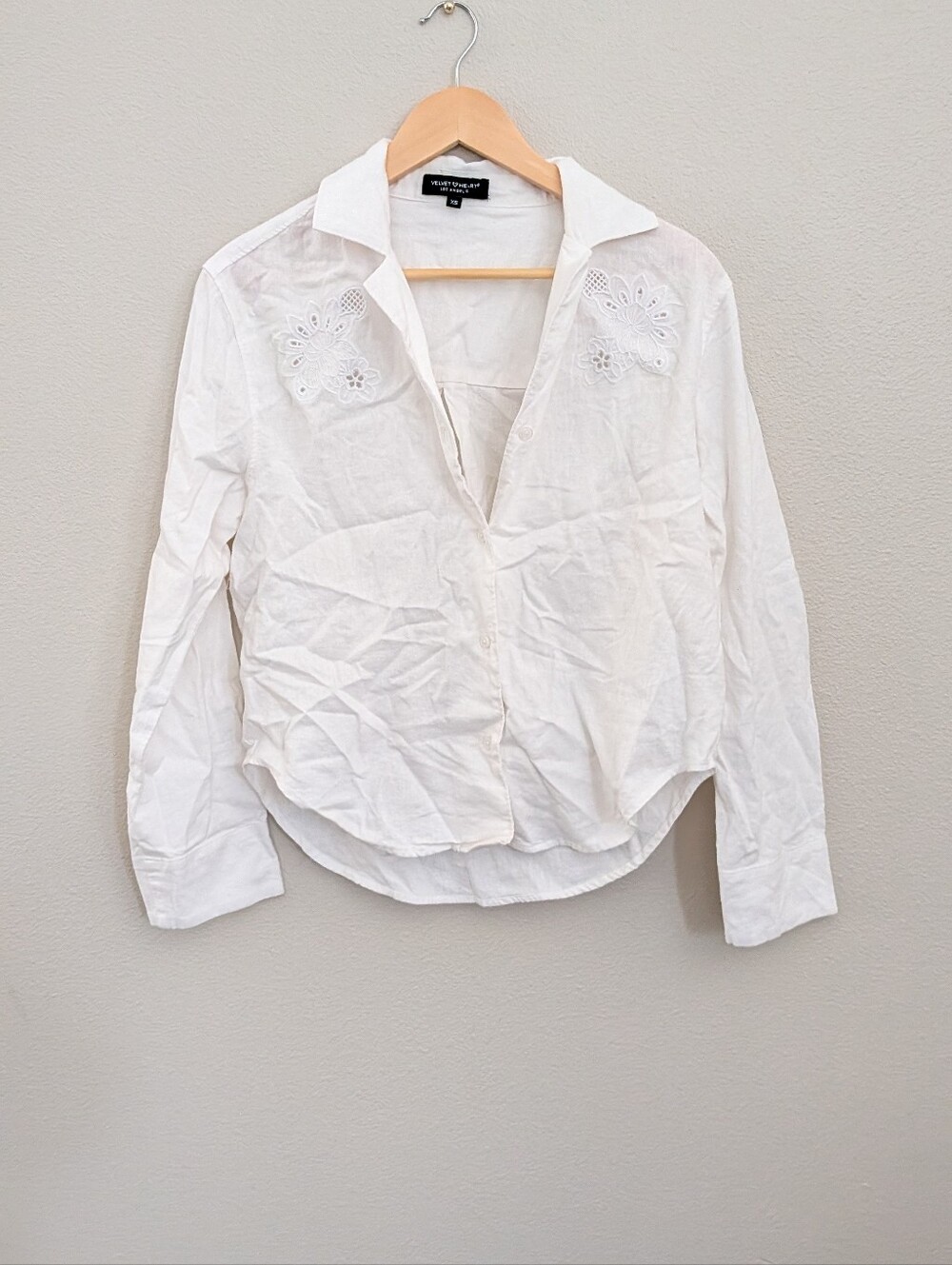 Velvet Heart White Eyelet Embroidered Button-Down Shirt Size Extra Small